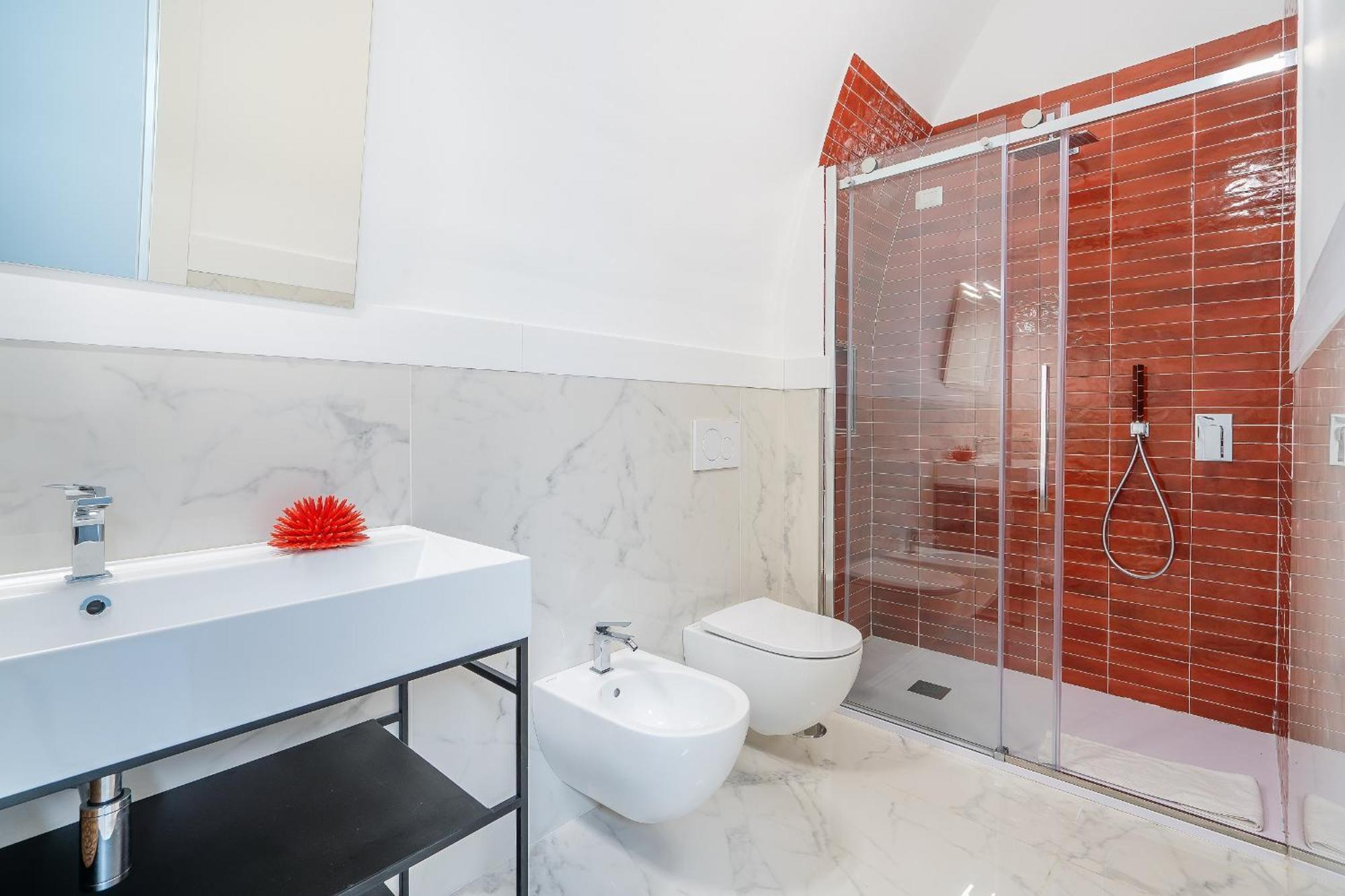 Appartamento Deluxe con 2 Camere da Letto e Balcone