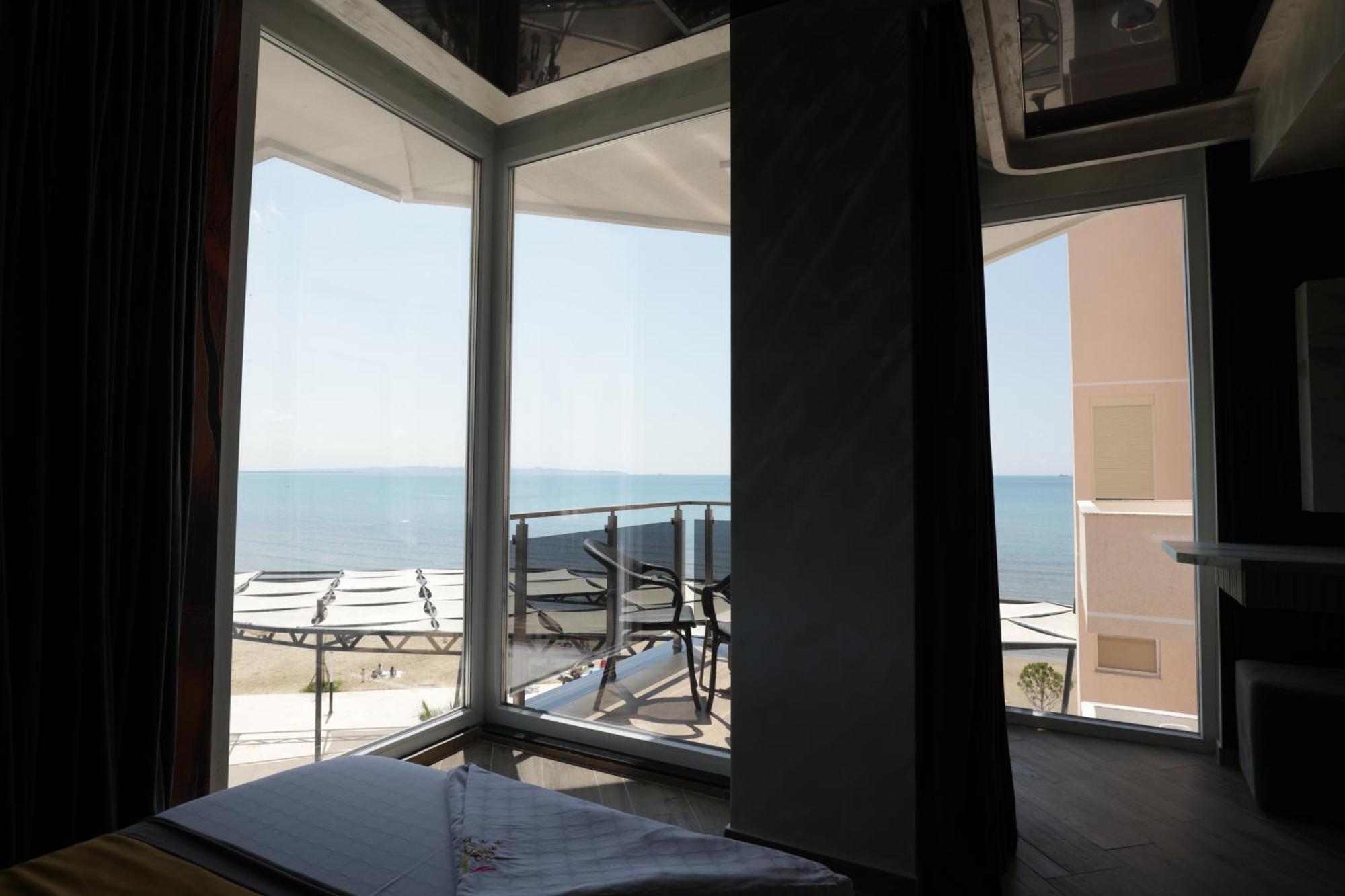 Panorama Queen Room Sea View