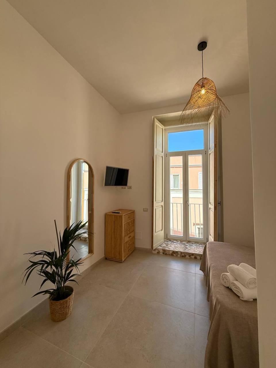 Studio Apartment,1672132440:JPEG