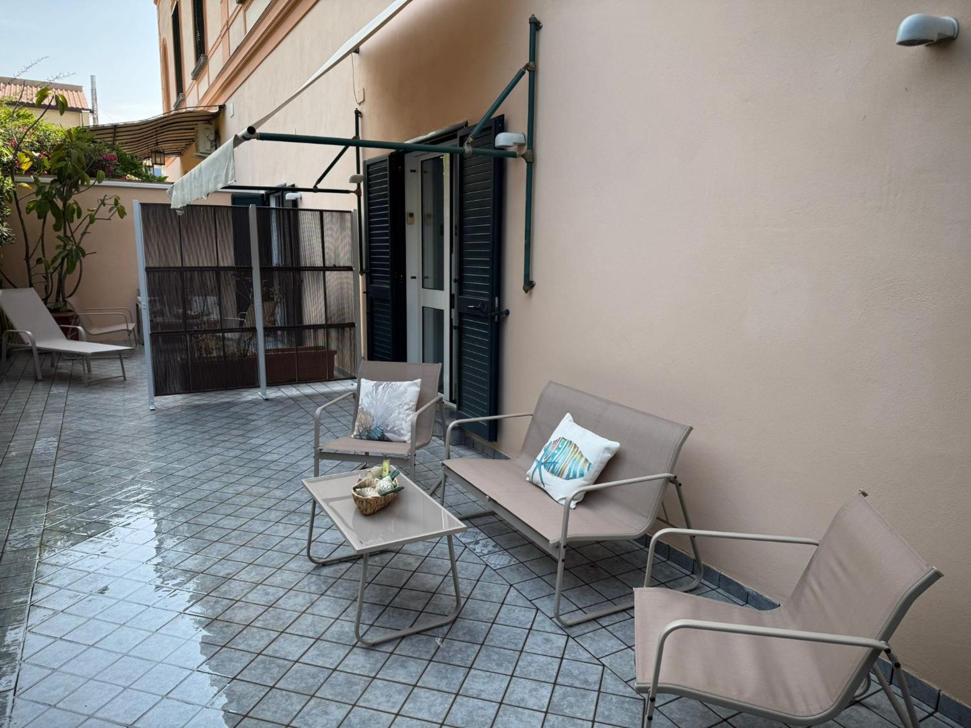 Family Room Terrace