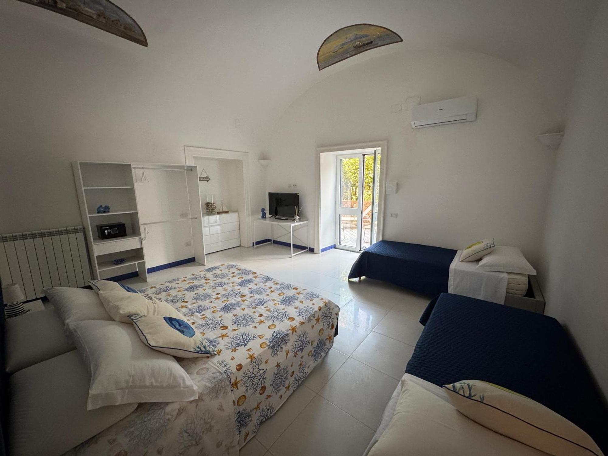 Quadruple Room Terrace