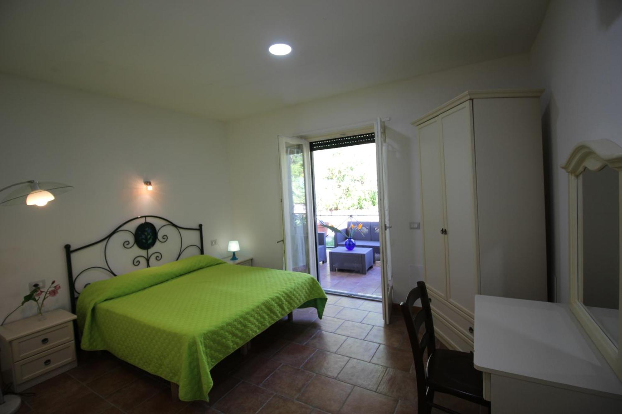 Appartamento con 2 Camere da Letto e con Vista