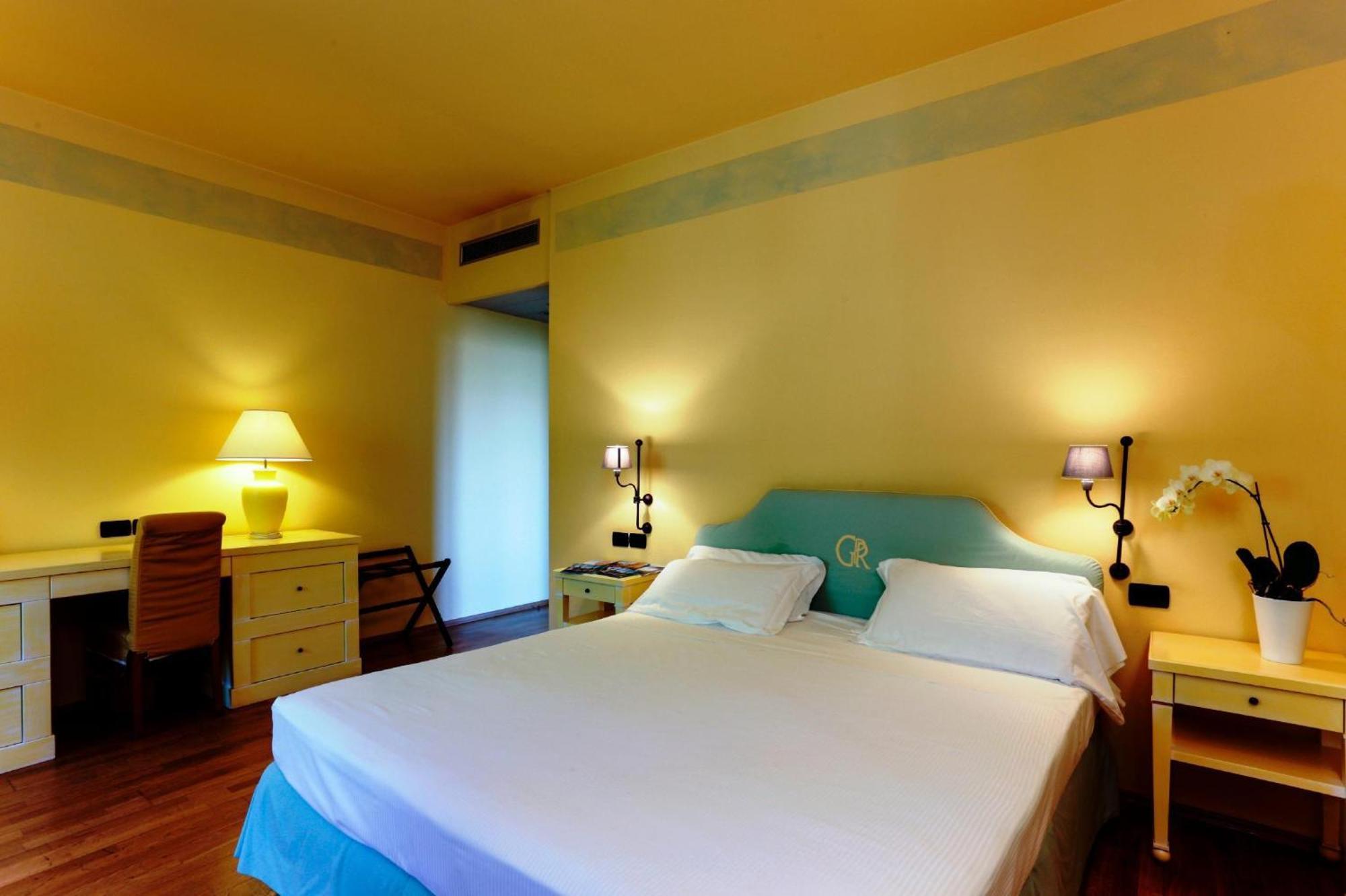 Superior Double Room,733171372:JPEG