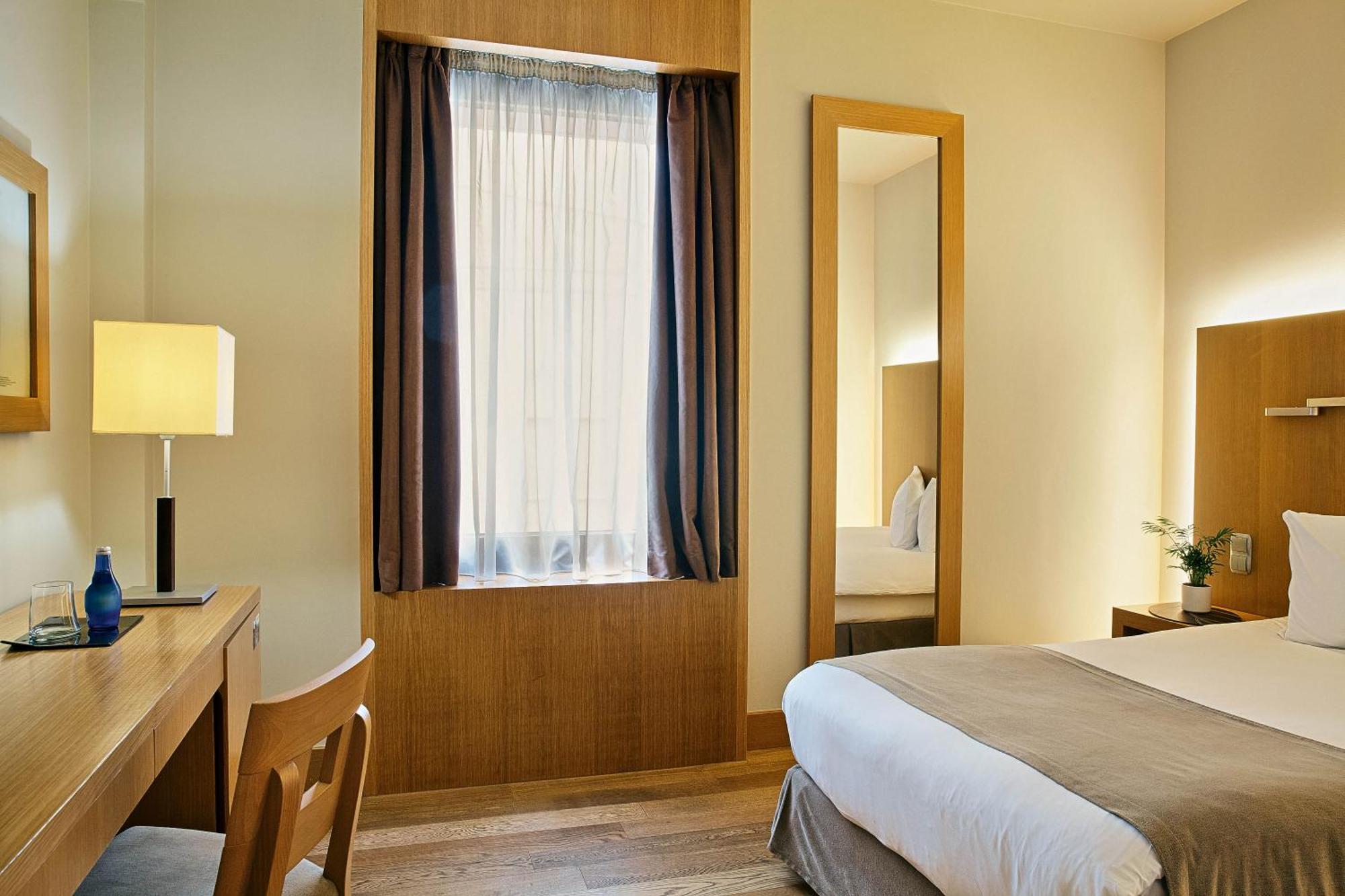 Standard Single Room,1742578125:JPEG