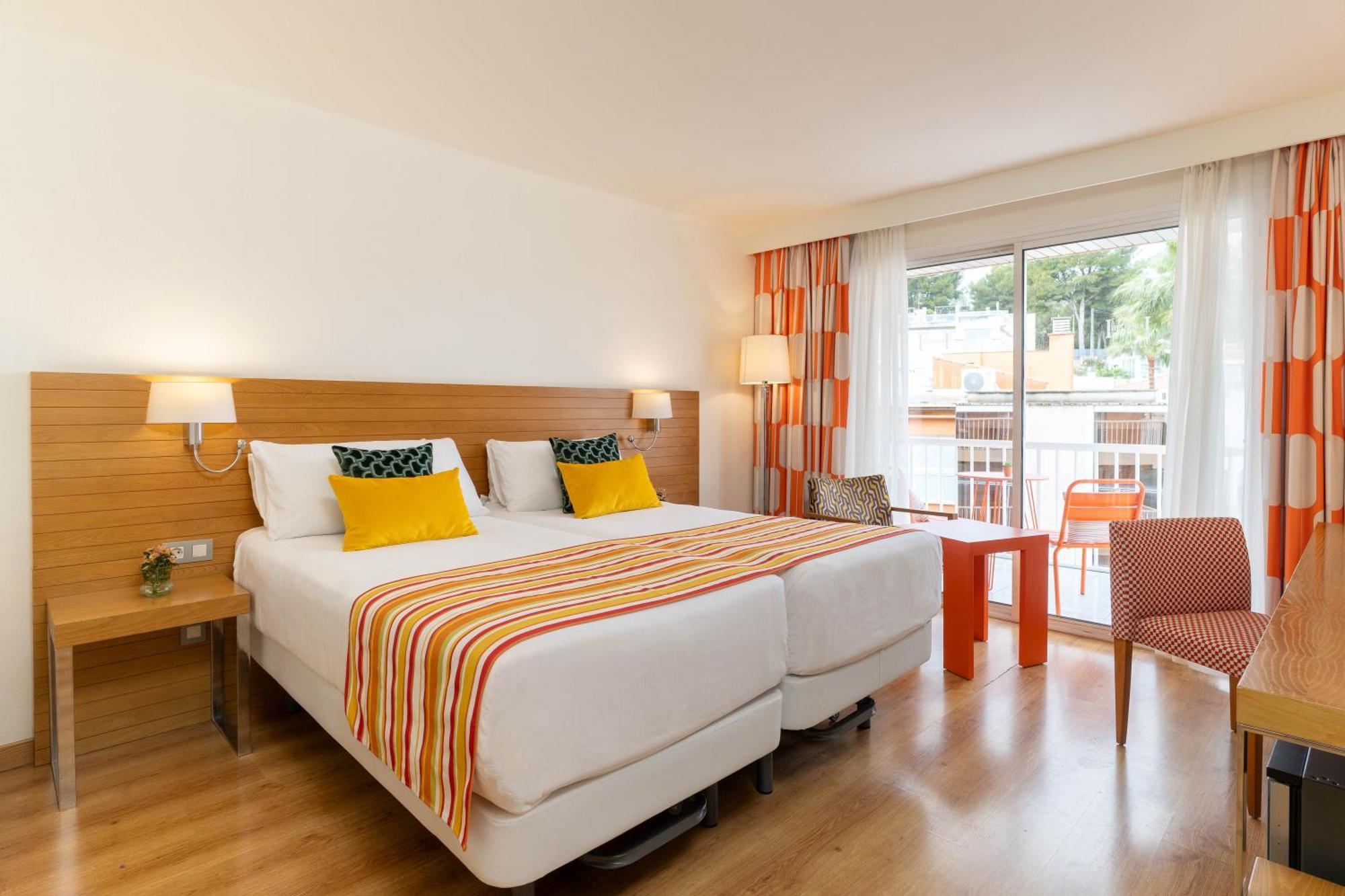 Superior Double or Twin Room,1742582214:JPEG