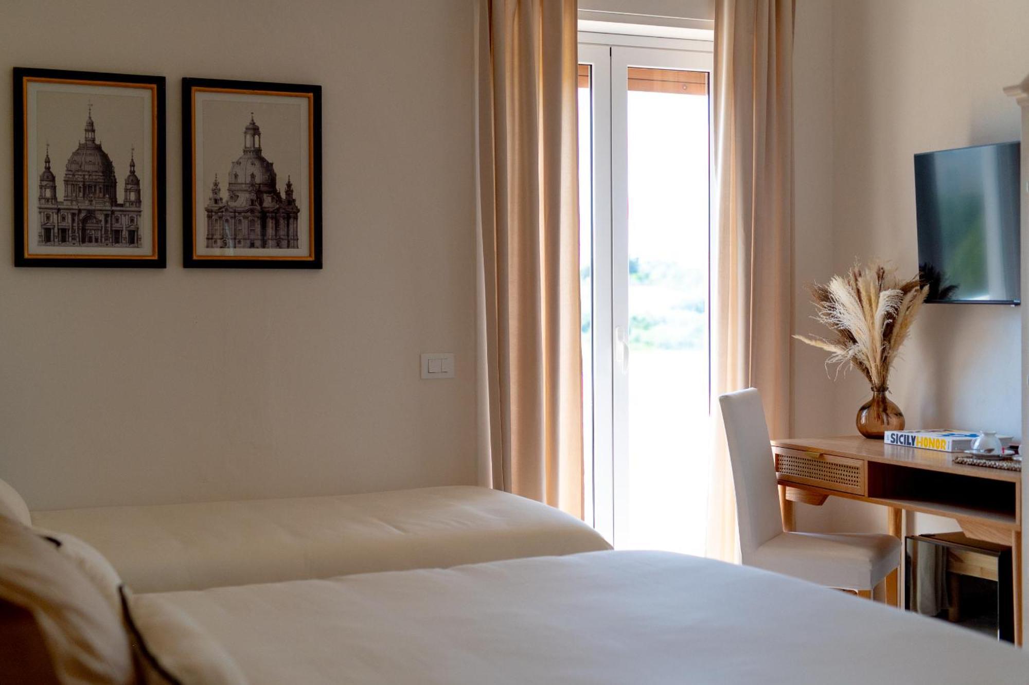 Triple Room Balcony Sea View
