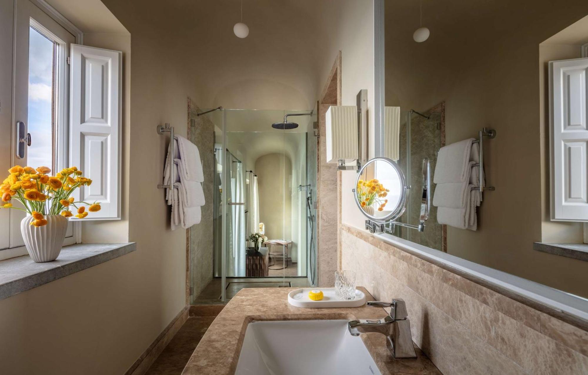Junior suite Sea View Terrace Jacuzzi Extra Bed,1758302657:JPEG