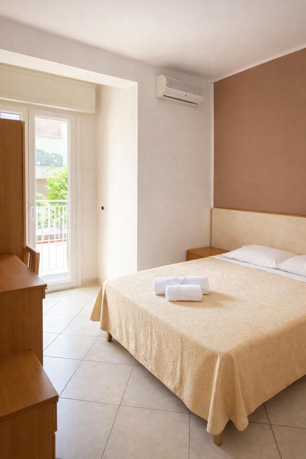 Deluxe Single Room
