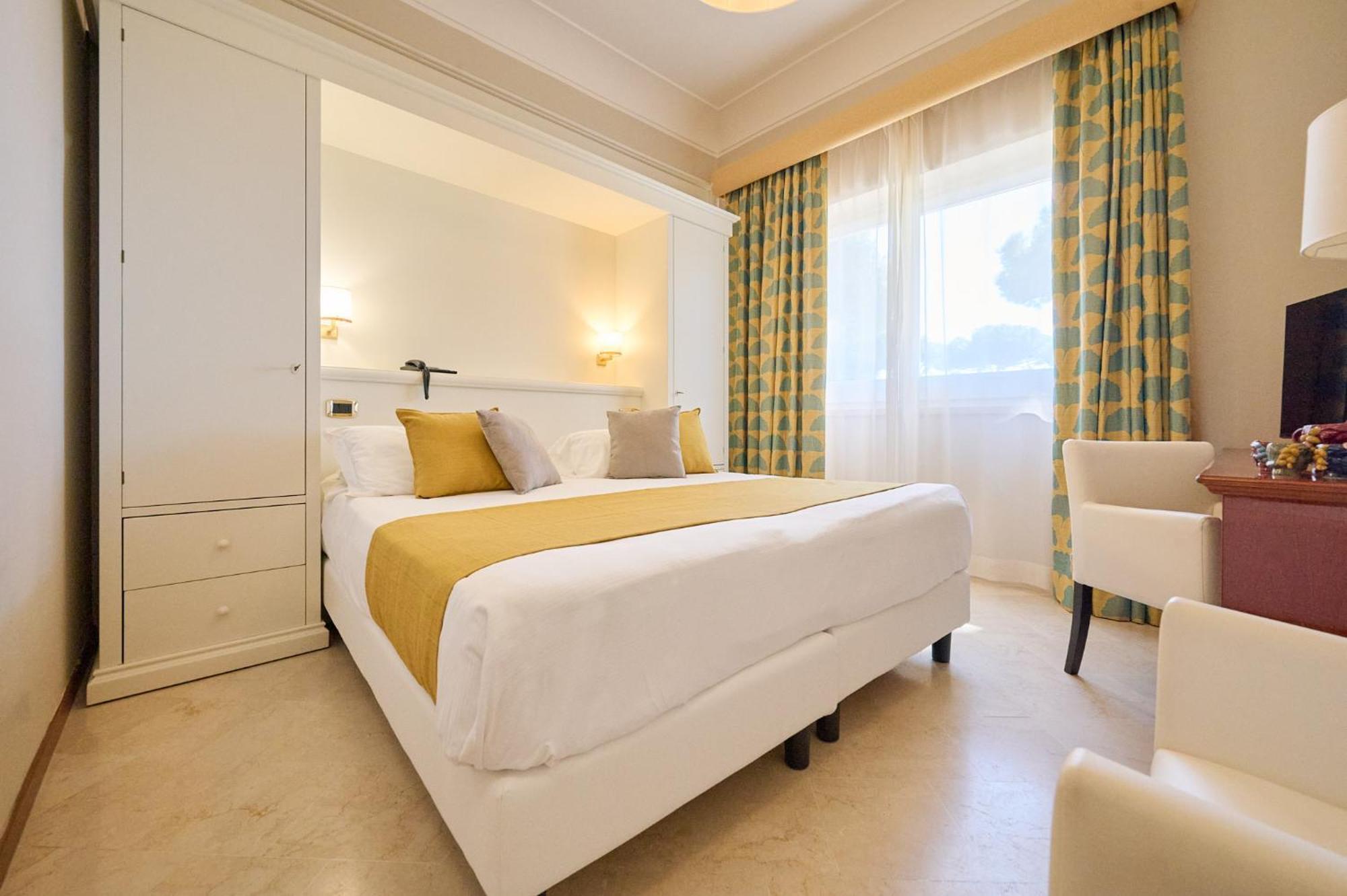 Classic Double Room,1773722182:JPEG