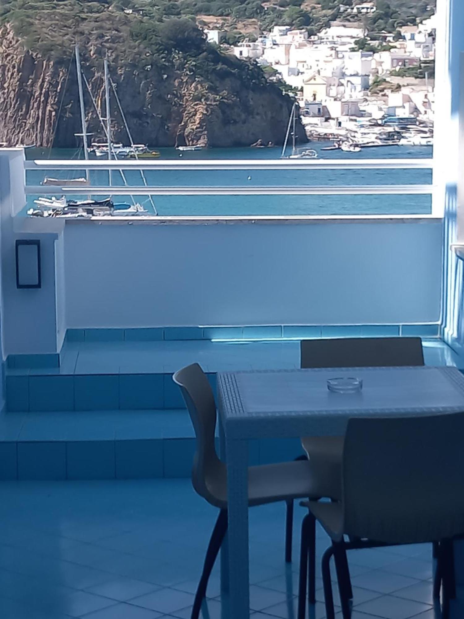 Camera Familiare con Terrazza