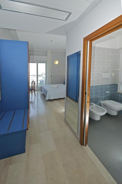 Camera Familiare con Balcone