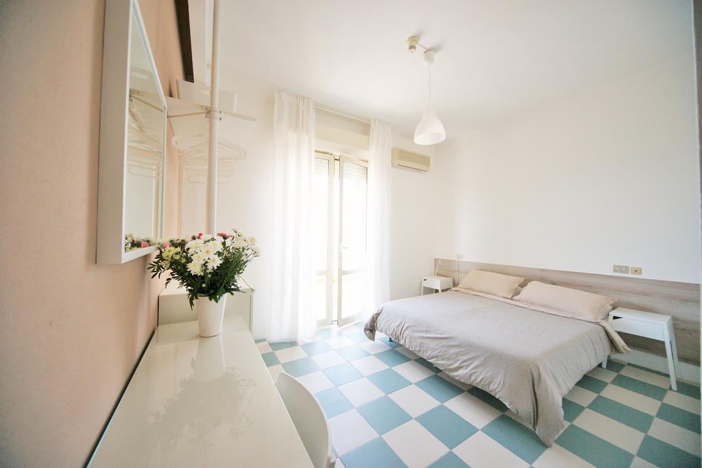 Double or Twin Room Sea View