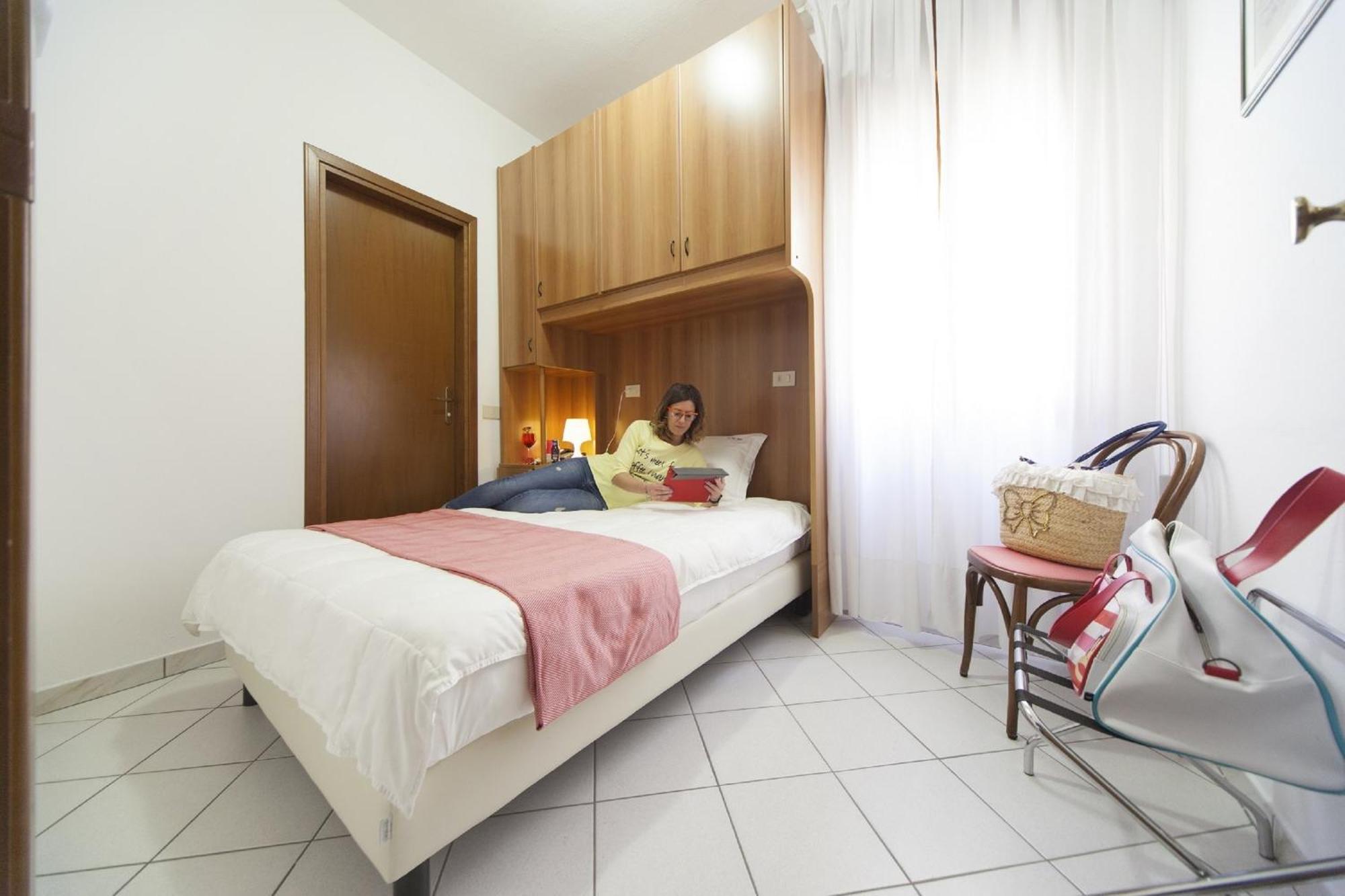 Double or Twin Room,319288437:JPEG