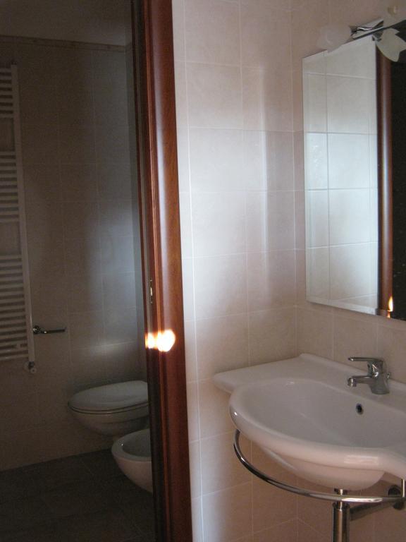 Camera Matrimoniale con Bagno Privato