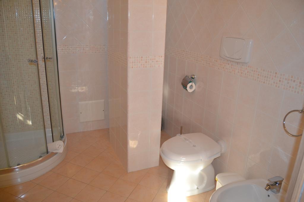 Camera Matrimoniale con Bagno Privato