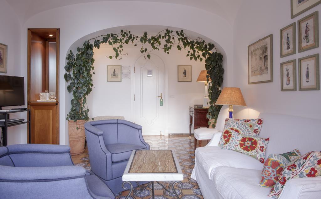 Standard Double or Twin Room with Sea View,401583948:JPEG