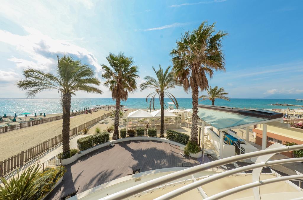 Suite Deluxe con Vista Mare