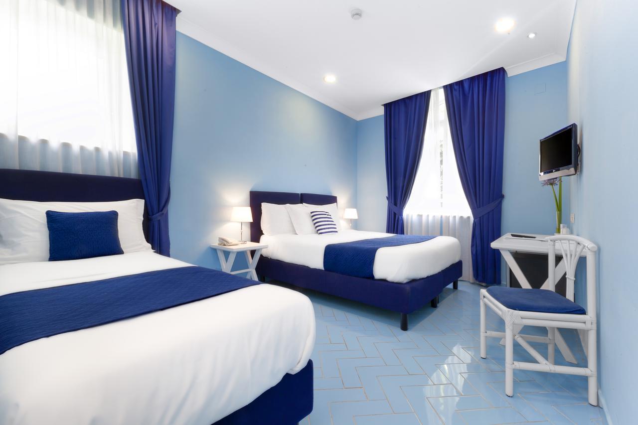 Standard Double or Twin Room,537778998:JPEG