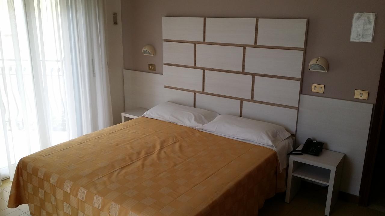 Triple Room Balcony
