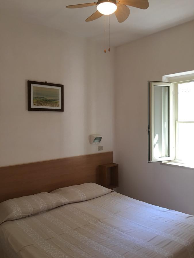 Studio Apartment,614063415:JPEG