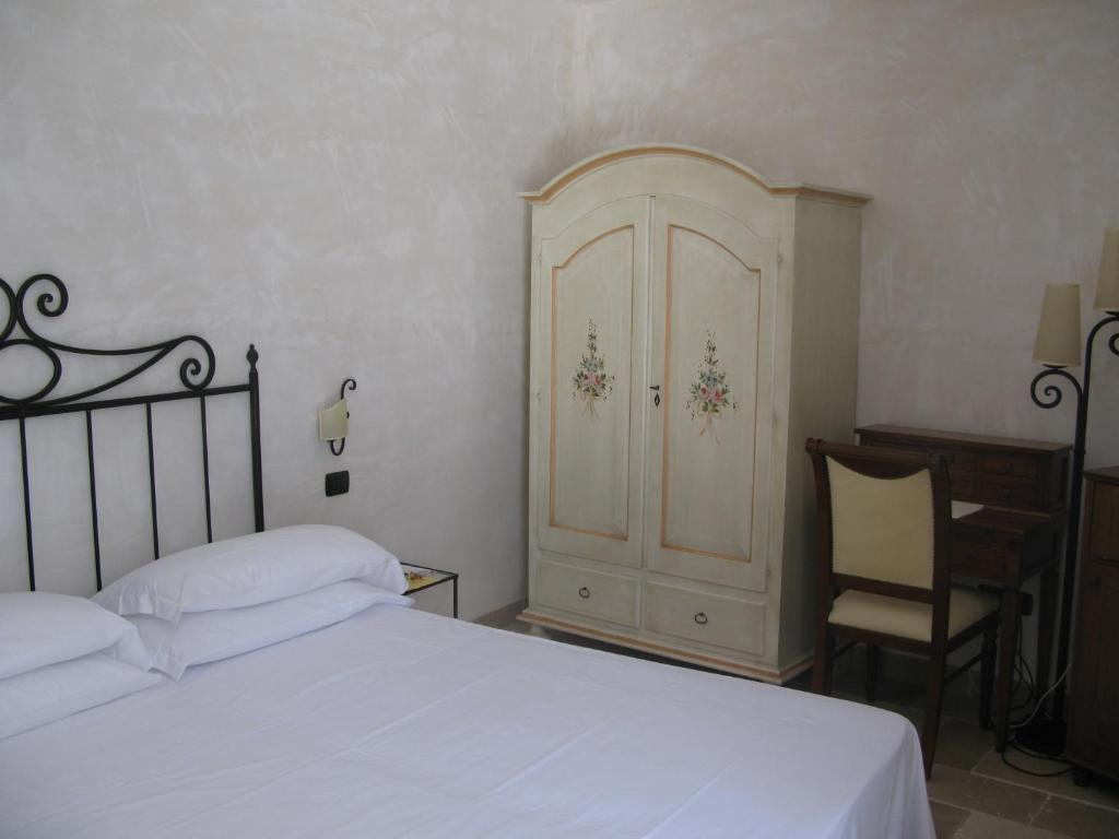 Standard Double Room,61920136:JPEG