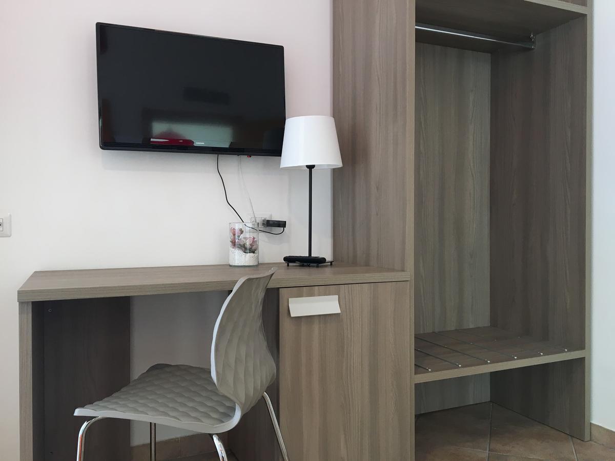 Family Room,632157117:JPEG