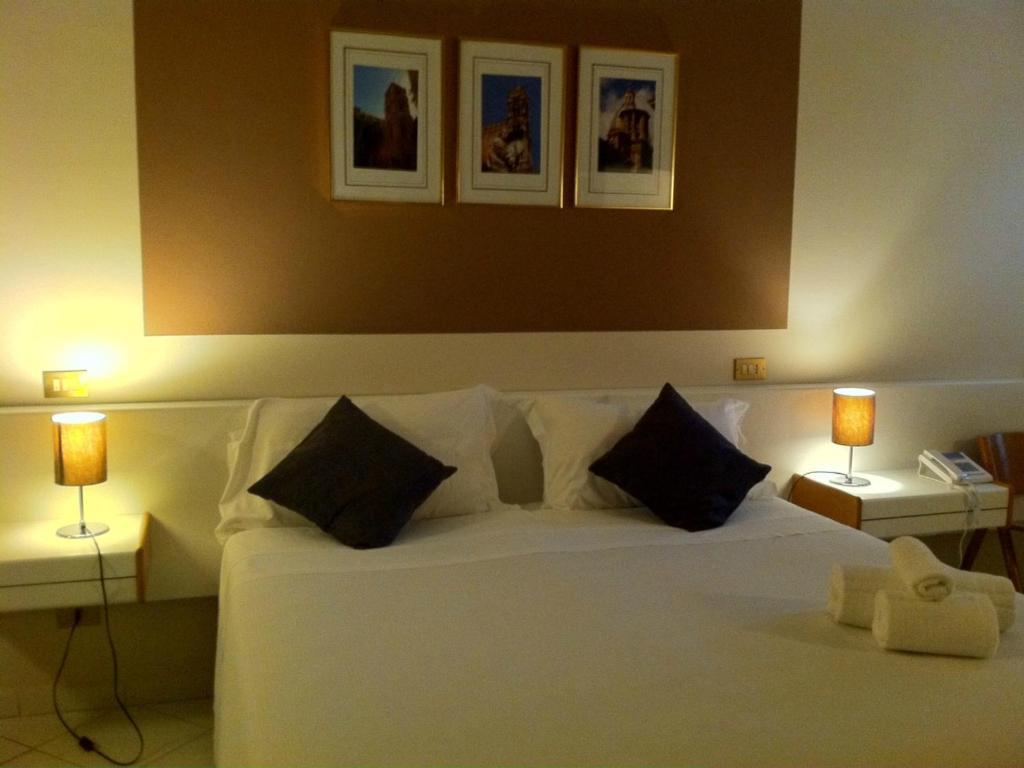 Standard Triple Room,1125937692:JPEG