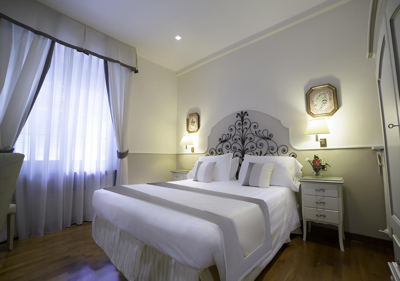 Classic Double Room,685712649:JPEG