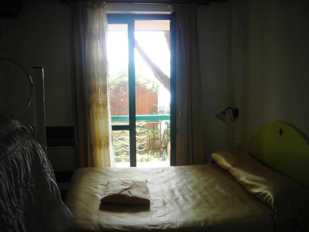 Camera Familiare con Vista Mare