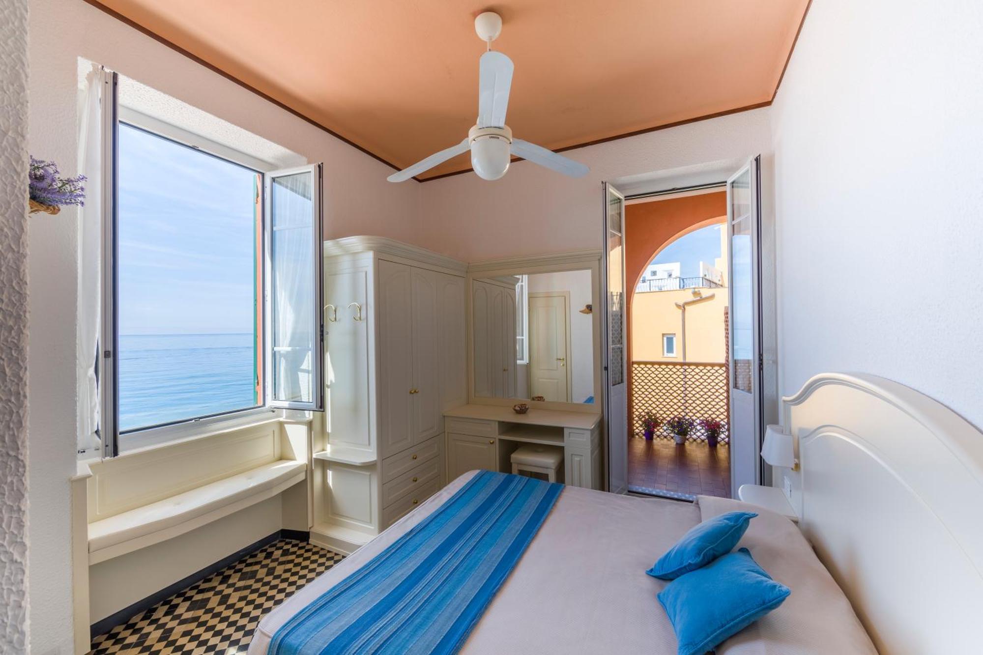 Double Room Balcony Sea View Beach,226466594:JPEG