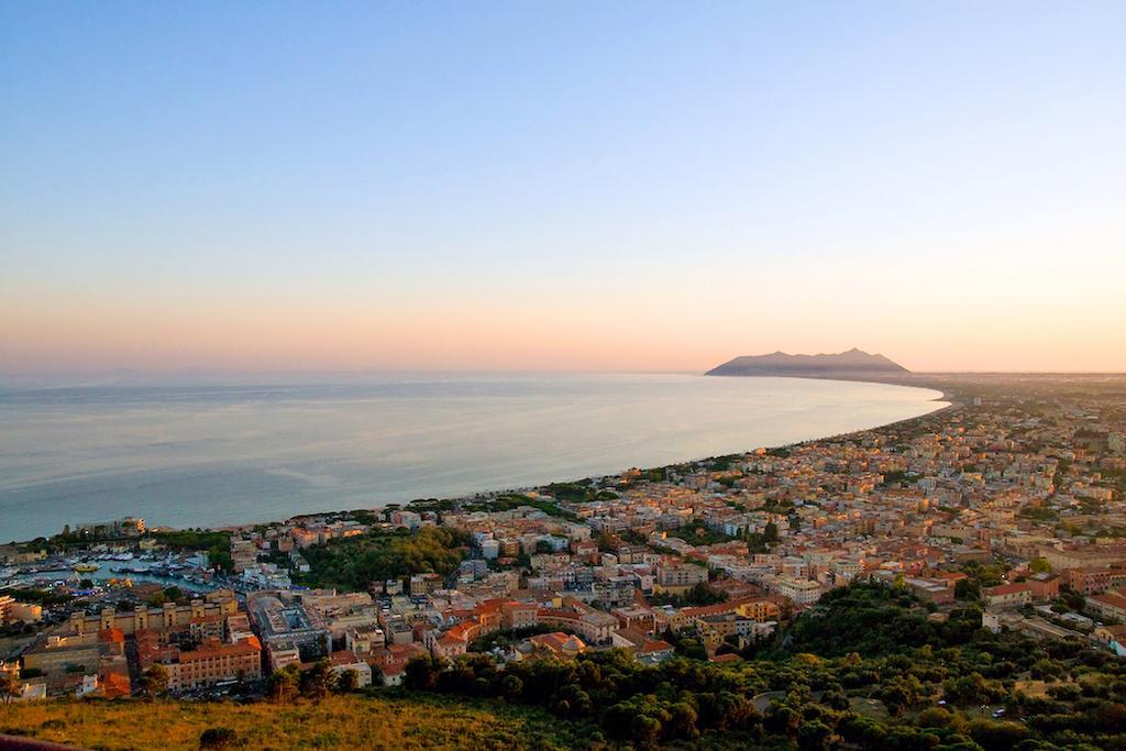 Camera Familiare (2 Adulti + 1 Bambino) con Vista Mare