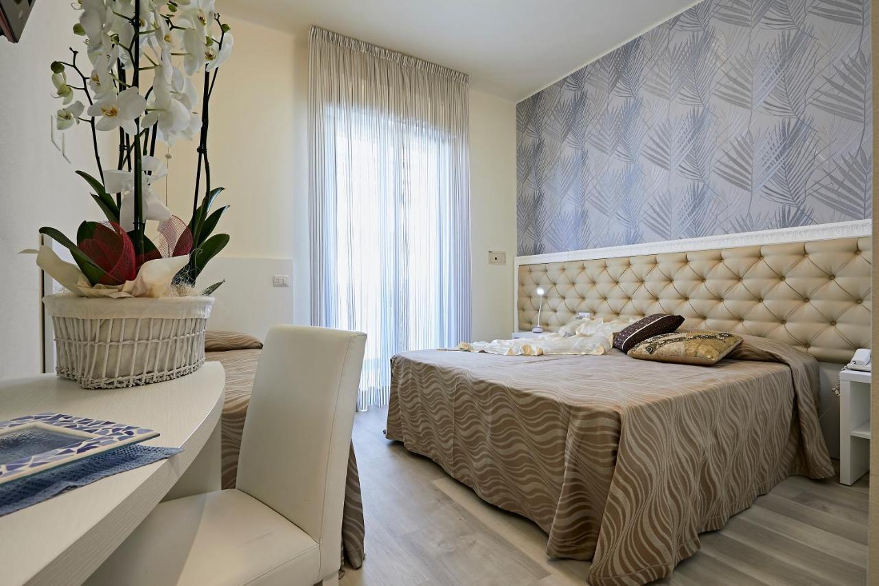 Superior Double Room,765779773:JPEG