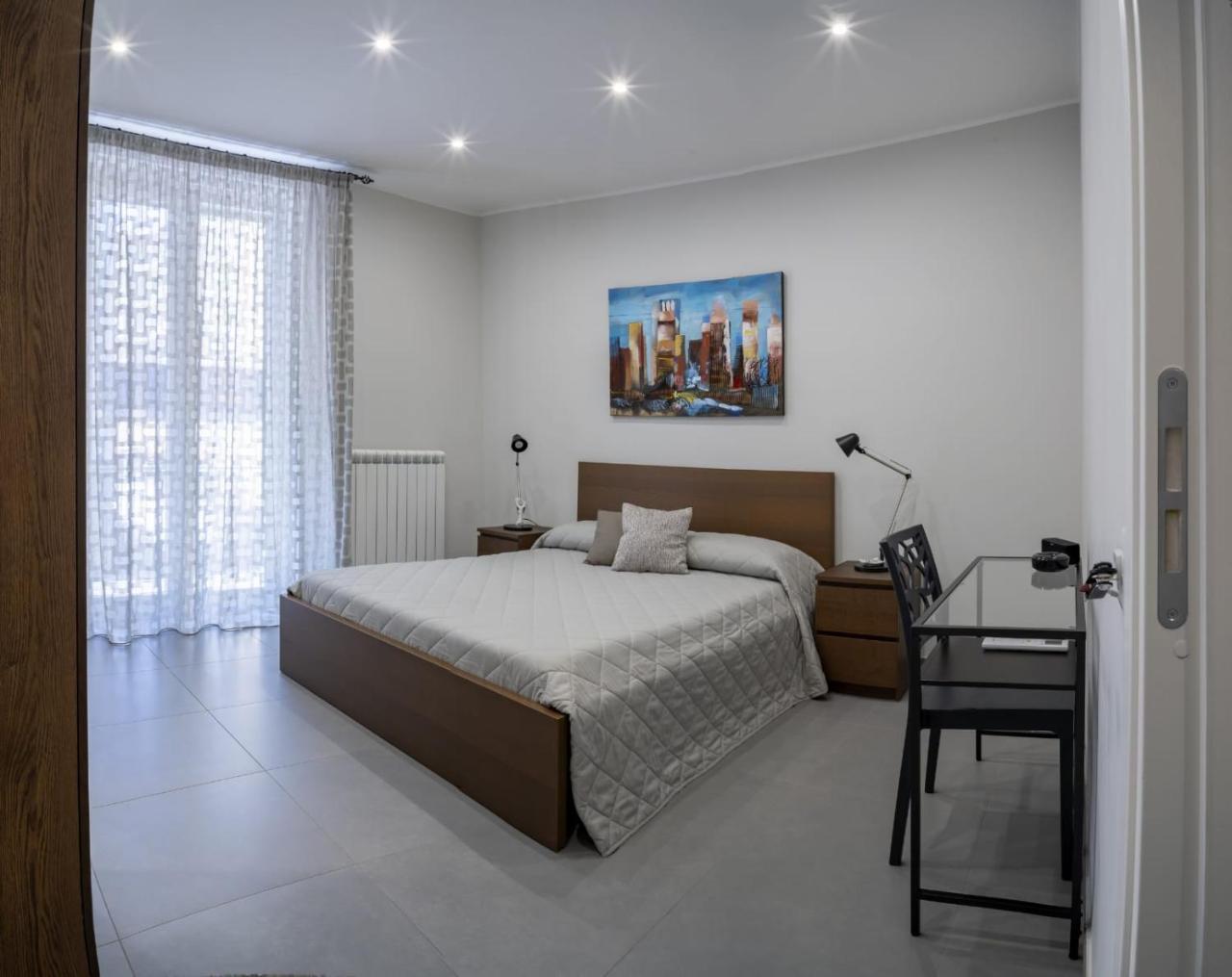 Camera Matrimoniale con Letto Supplementare