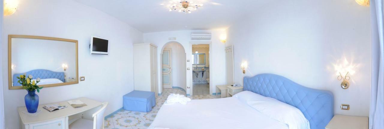 Superior Double Room Sea View,1716529458:JPEG
