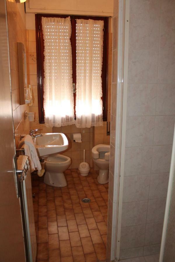 Triple Room,818718095:JPEG