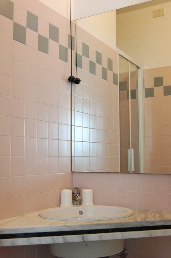 Studio Apartment with Sea View,819601340:JPEG