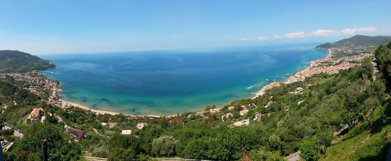 Camera Tripla con Balcone e Vista Mare