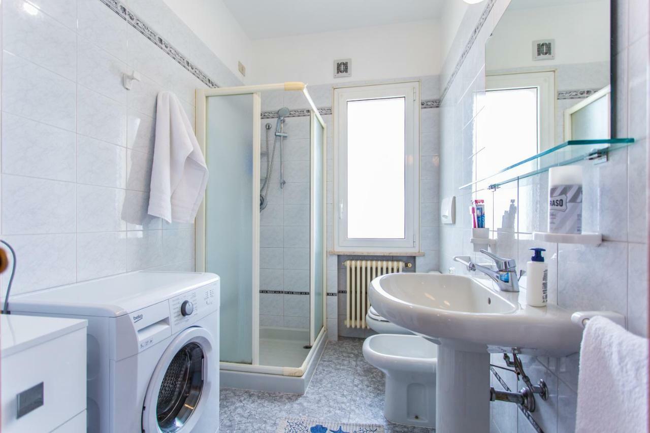 Two-Bedroom Apartment with Balcony,856764002:JPEG