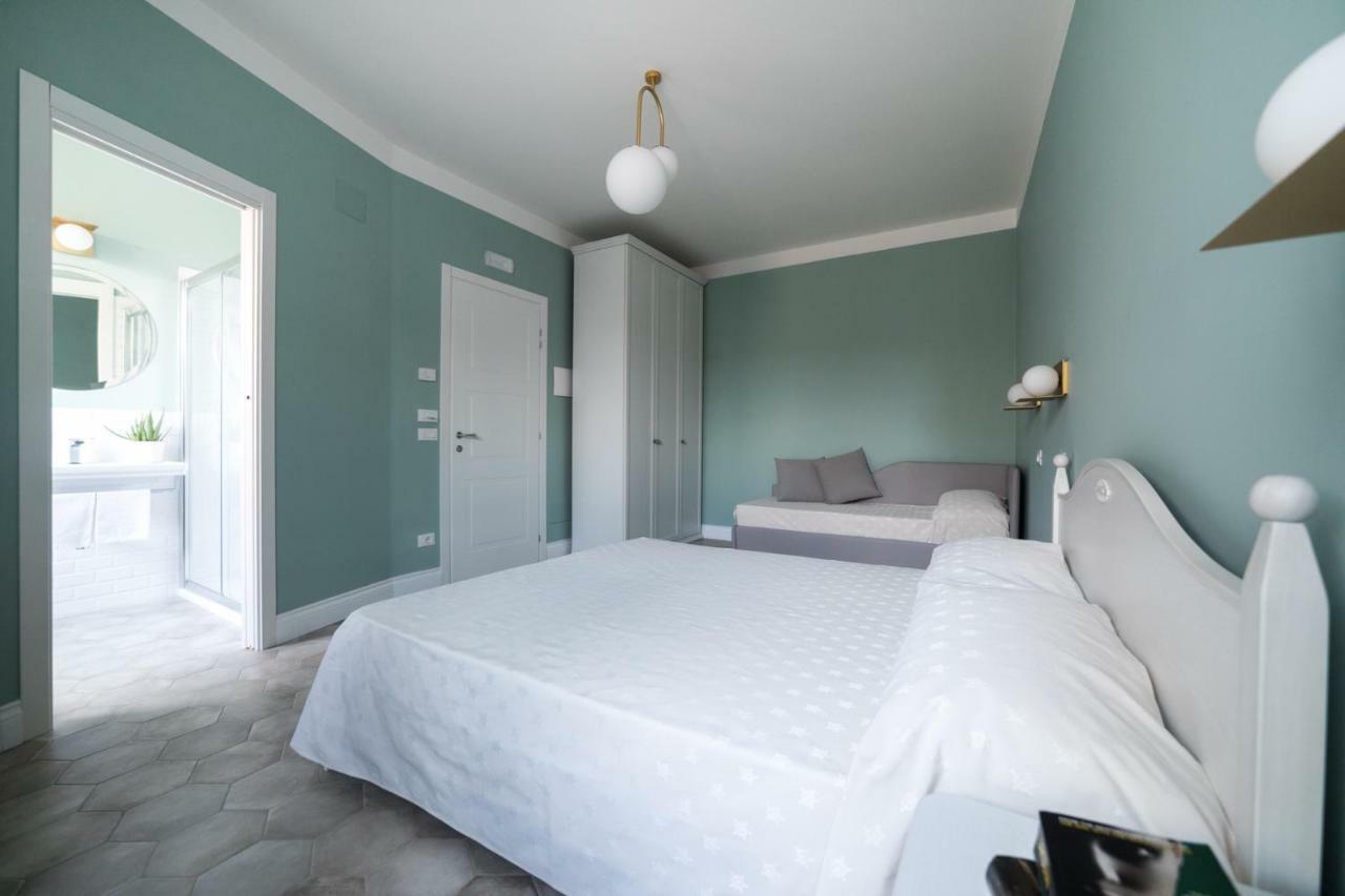 Camera Familiare con Bagno Privato