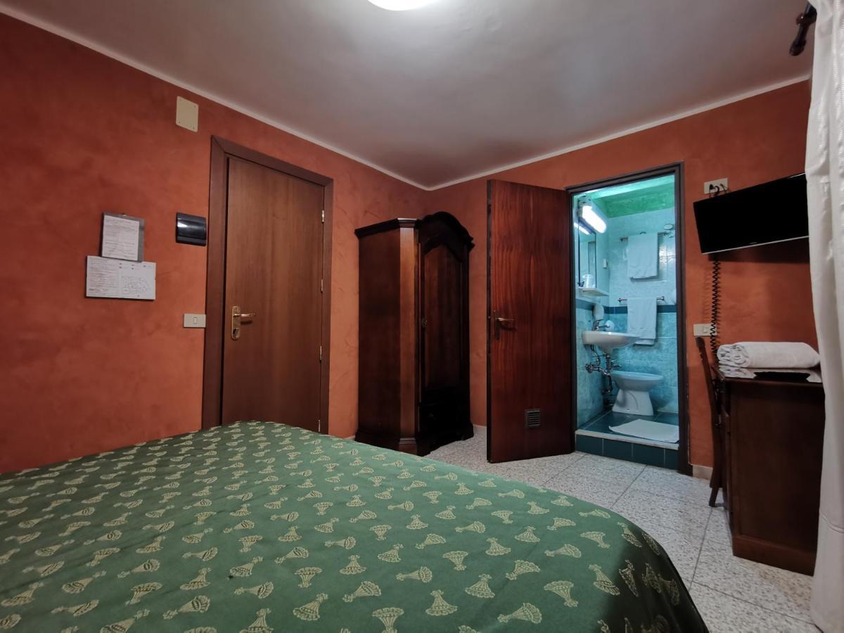 Double or Twin Room with Private Bathroom,976740688:JPEG