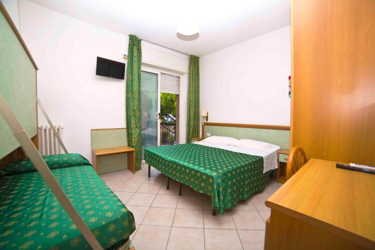 Triple Room,1019539618:JPEG