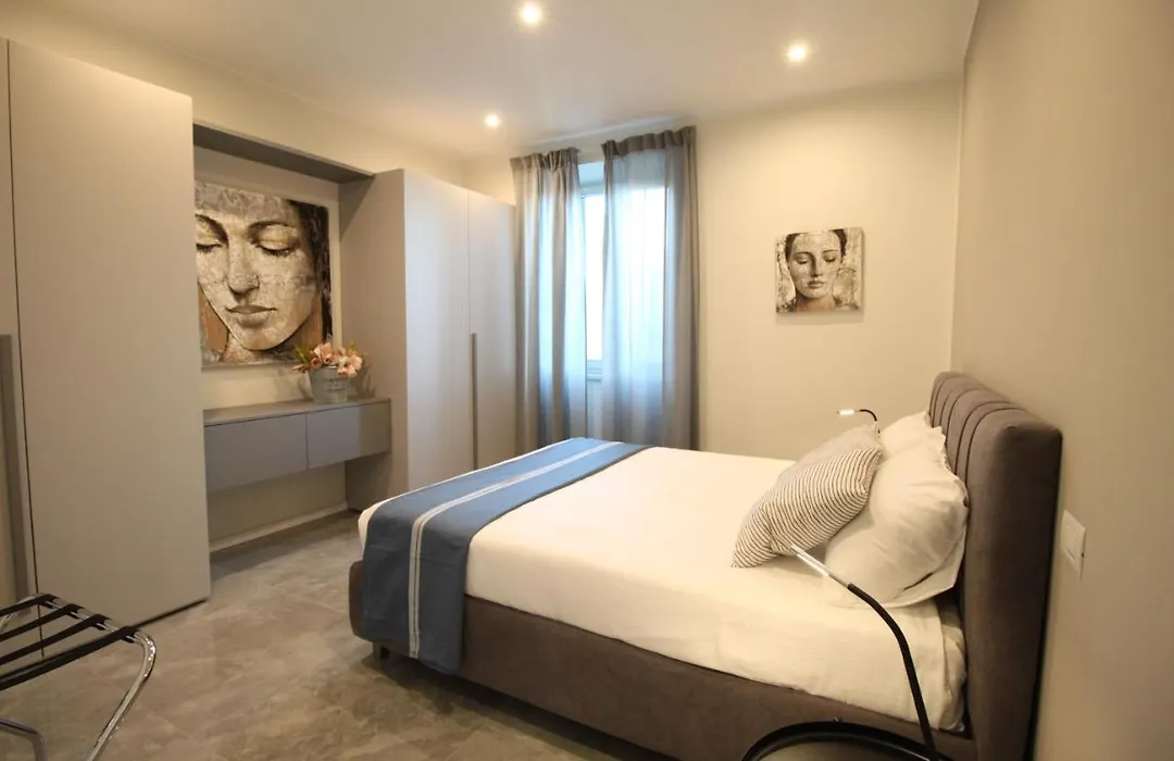 Casa Vacanze Residence Ideale Suites And Apartments-1