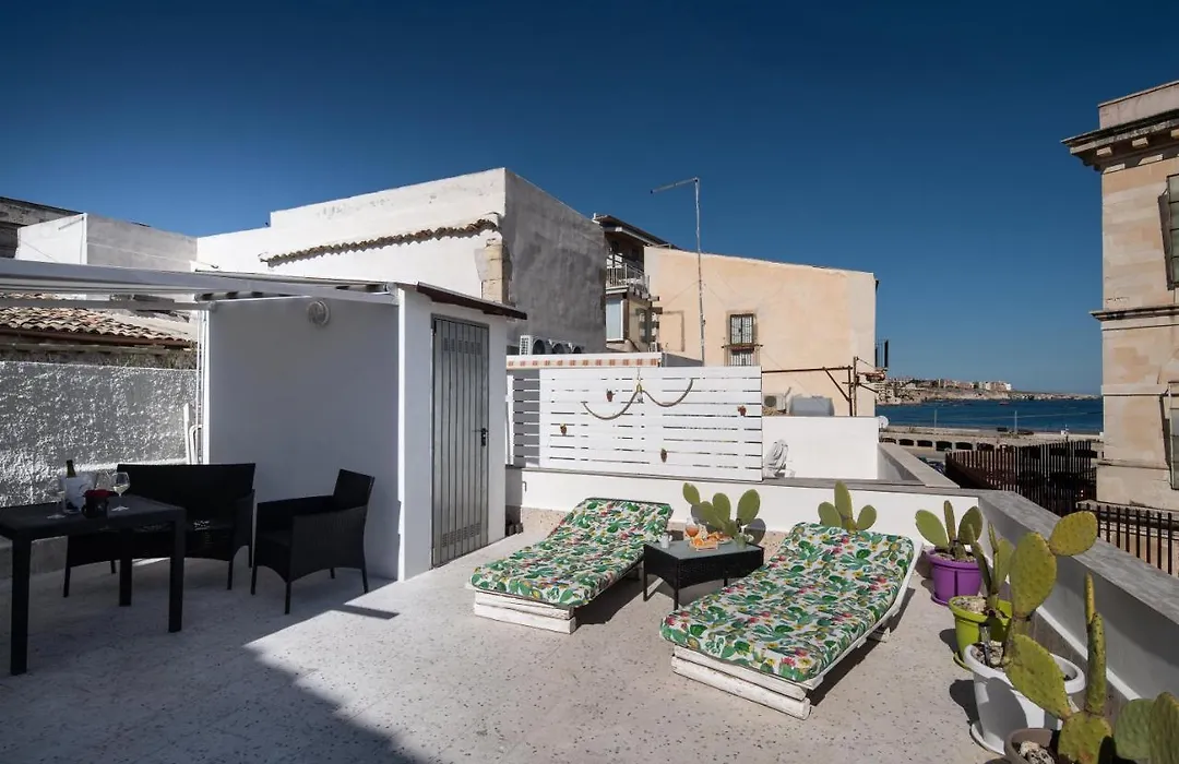 Ortigia Terrace Sea View-1