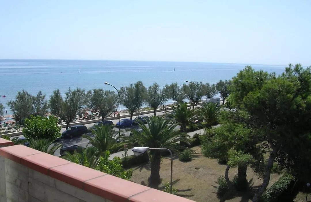 Hotel Narcisi-1