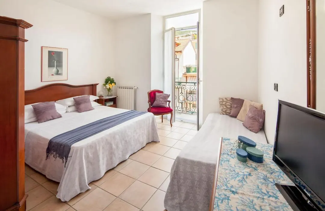 Hotel Mimosa-1