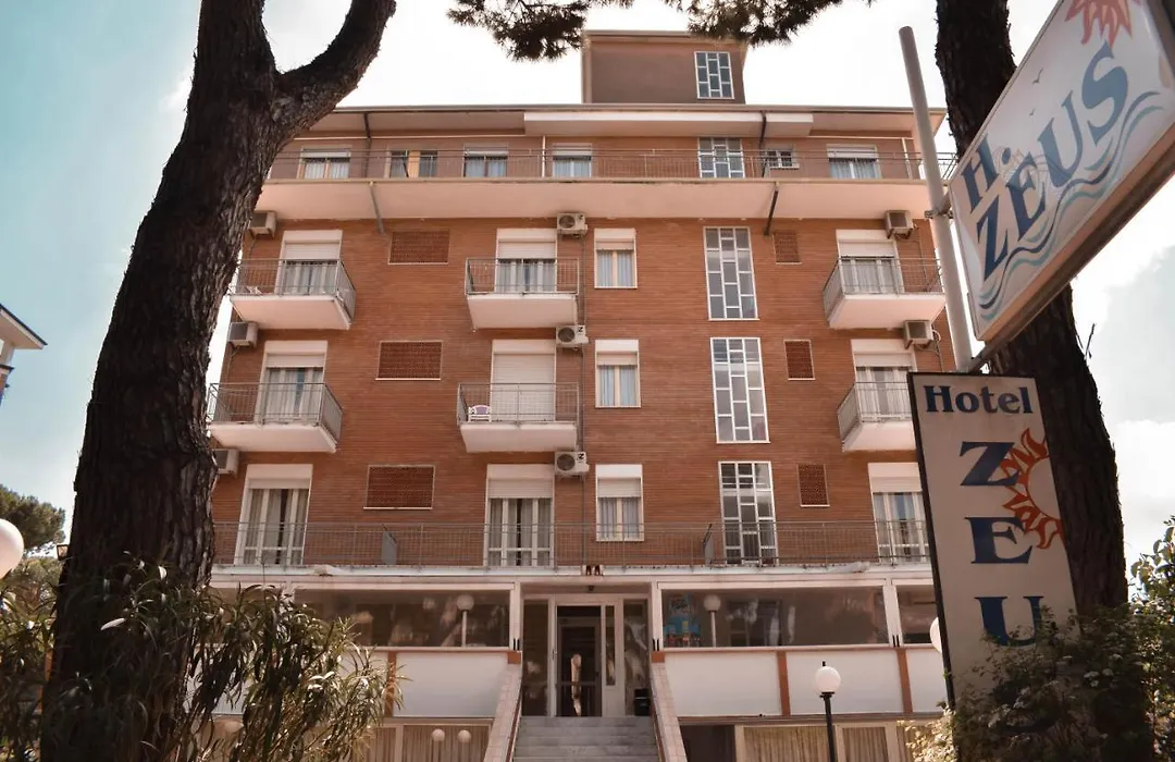Hotel Zeus-1