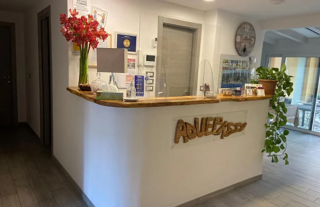 Albergo Aduepassi&Servizio Bike Shuttle-1