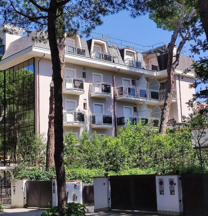 Hotel Arlecchino-1
