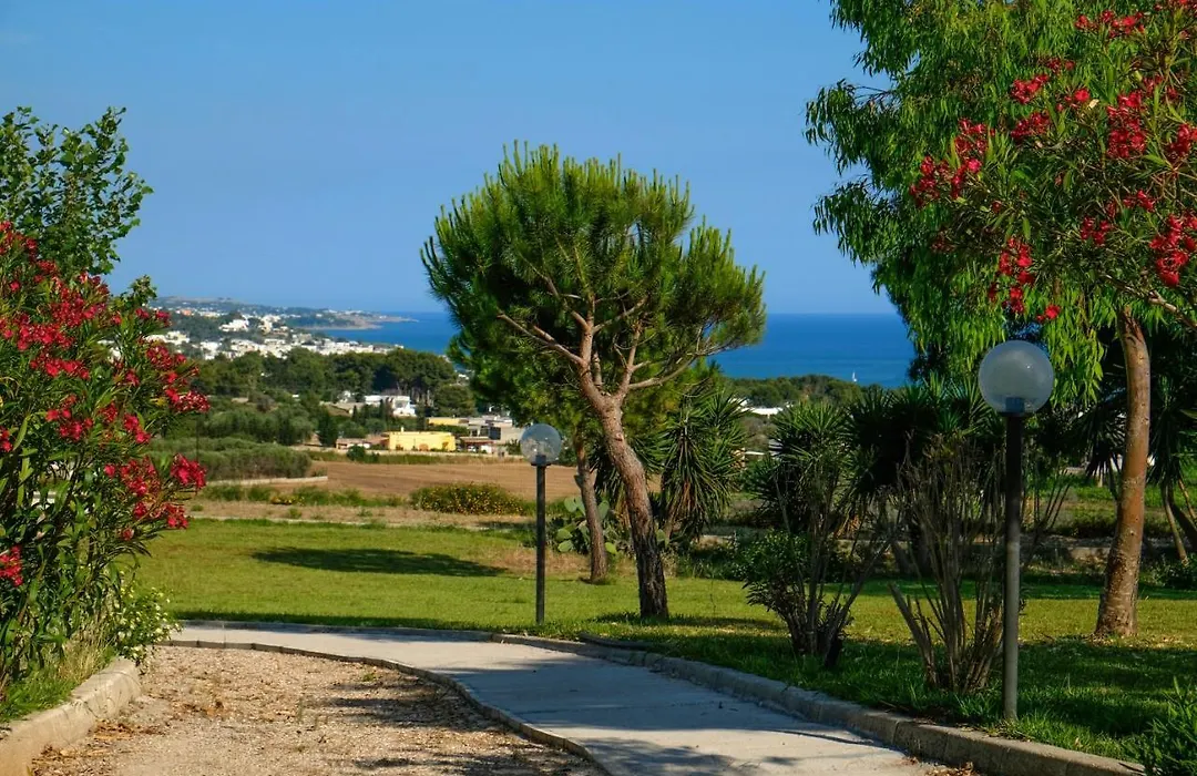 Tenuta Li Fani Residence Hotel-1