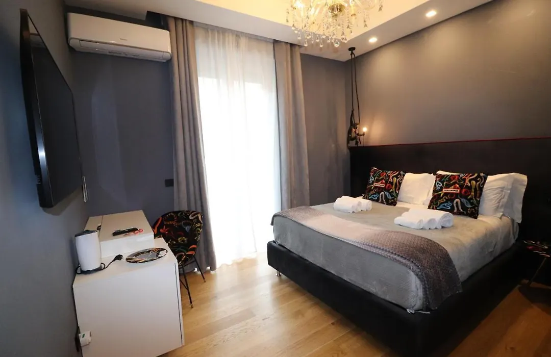 Aron Only Suites Bed And Breakfast-1